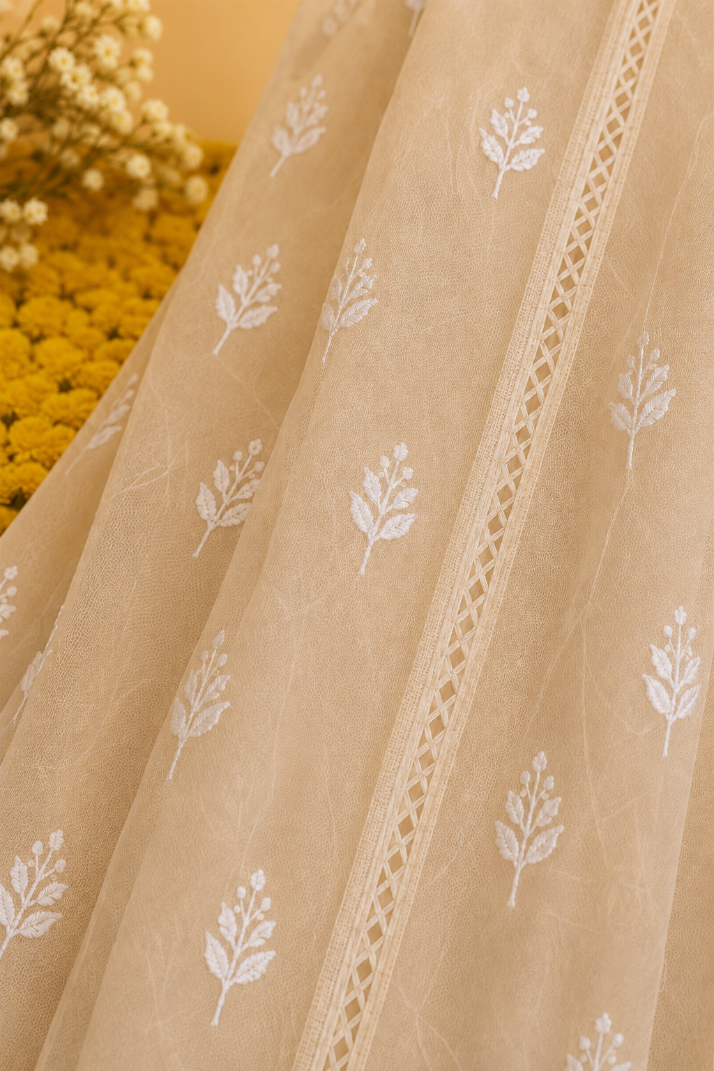 Zareen Anarkali With Lace Detailing & Stitched Lining